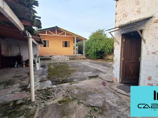 #244 - Casa para Venda em Paranaguá - PR