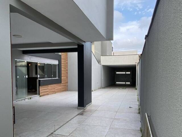 #273 - Casa para Venda em Paranaguá - PR