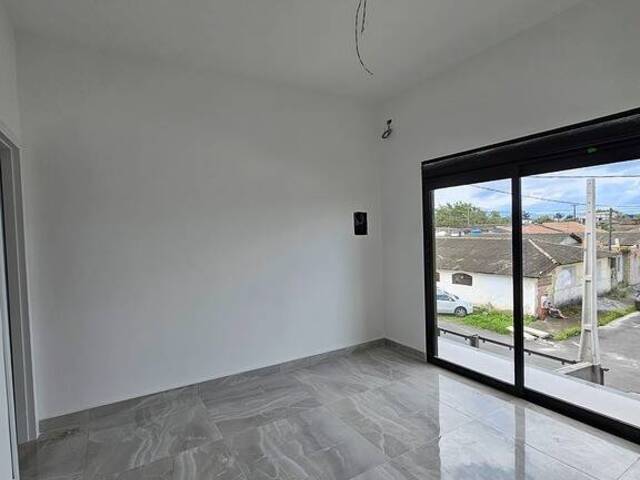 Sobrado para Venda em Paranaguá - 5