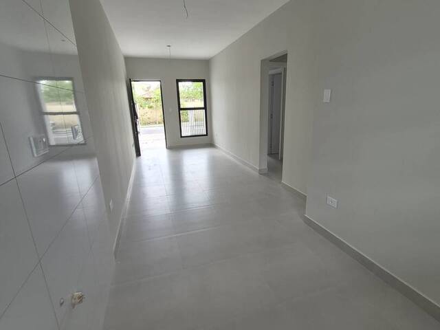 #296 - Casa para Venda em Paranaguá - PR