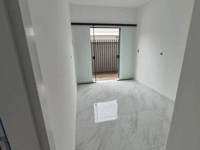 Casa para Venda em Paranaguá - 5