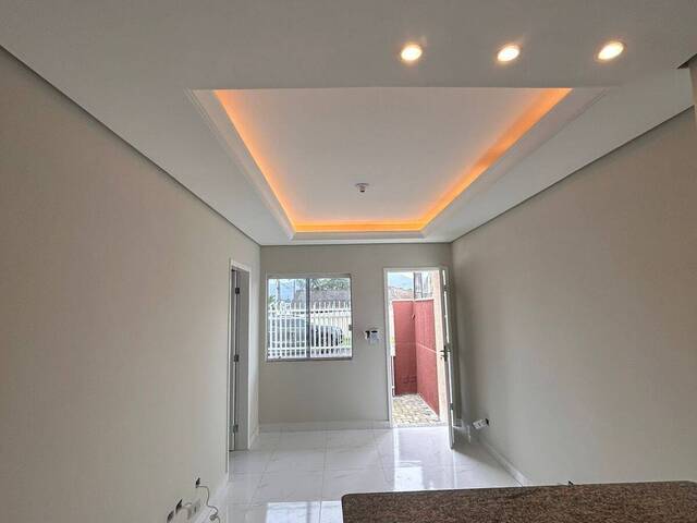 #312 - Casa para Venda em Paranaguá - PR