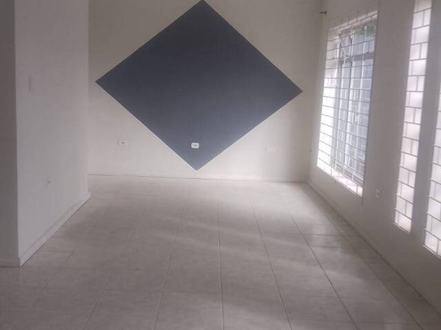 #331 - Casa para Venda em Paranaguá - PR