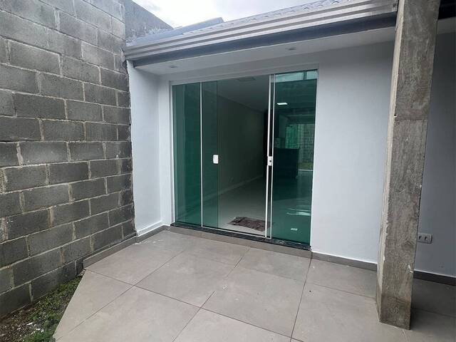 #337 - Casa para Venda em Paranaguá - PR