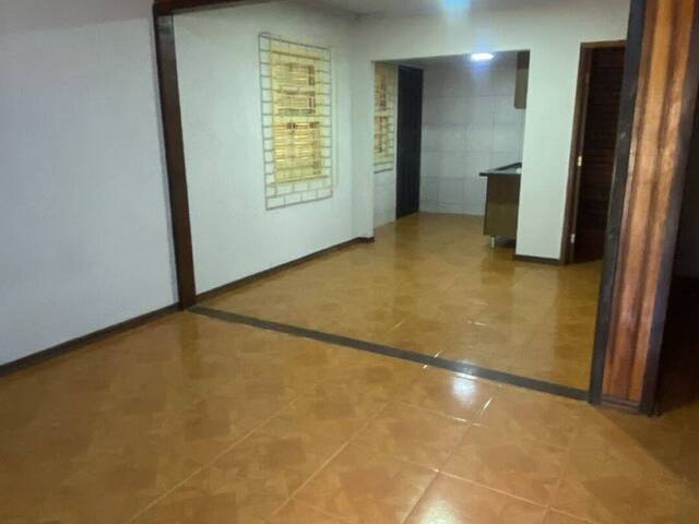 #360 - Casa para Venda em Paranaguá - PR