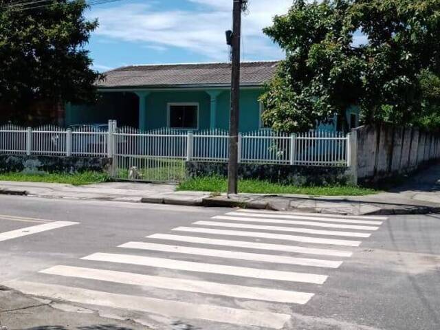 Casa para Venda em Paranaguá - 4